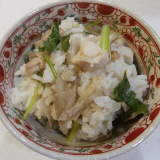 鶏肉とゴボウの炊き込みご飯♪